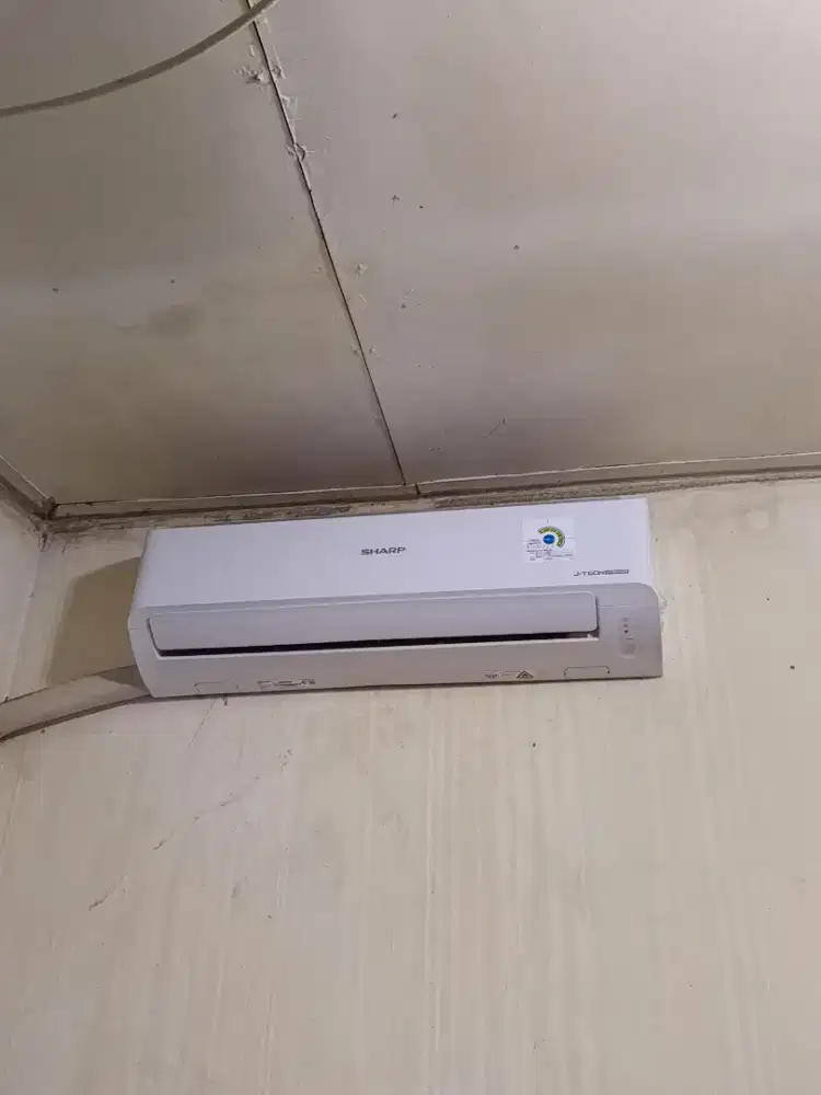 Jual ac sharp j-tech inverter 1/2 pk low watt