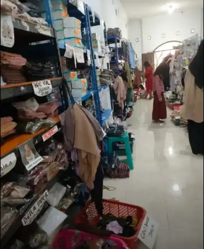 Lowongan kerja toko pakaian