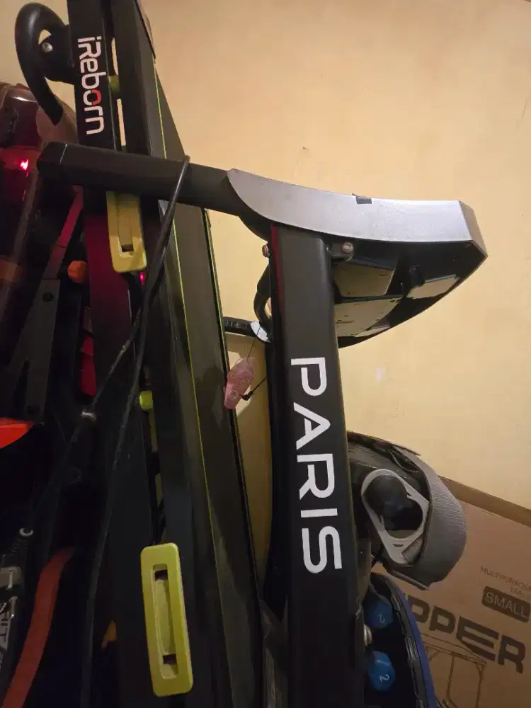 Di jual treadmil I reborn Paris