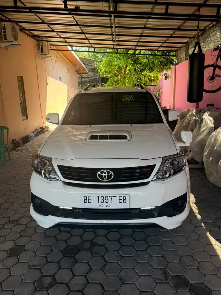 Fortuner 2015 matic spesial !!