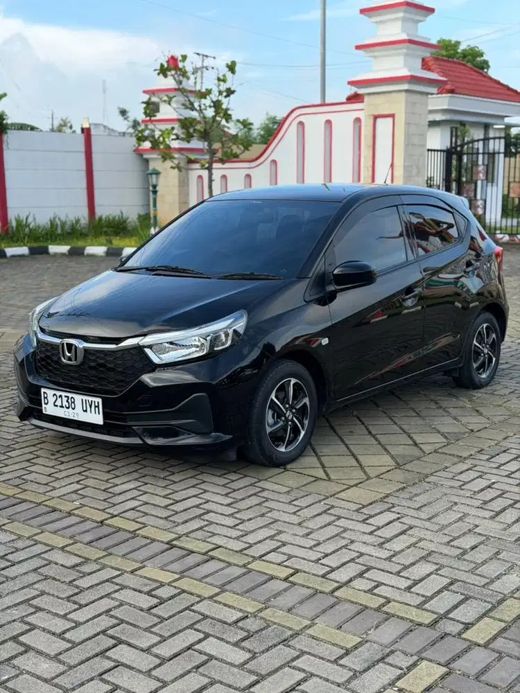Honda Brio 1.2 Matic 2024 Istimewa seperti baru