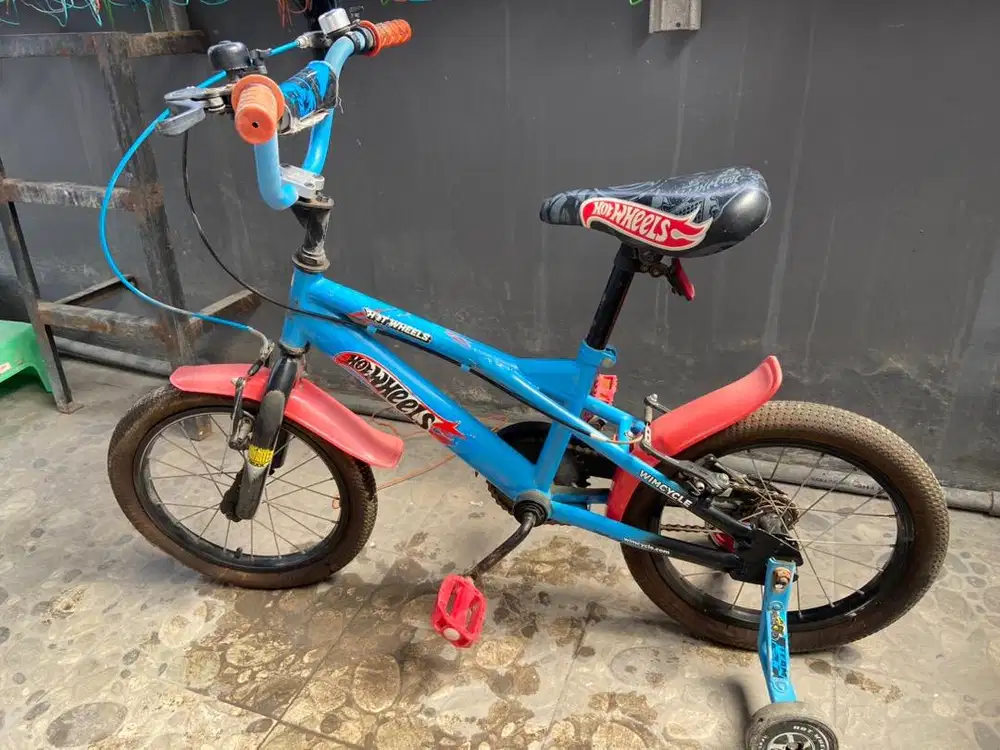 Sepeda anak Wim cycle Hotwheels edition