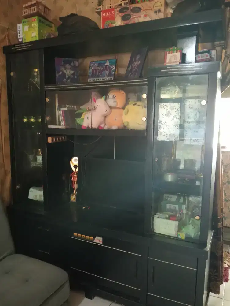 Dijual bufet tv dan sofabed