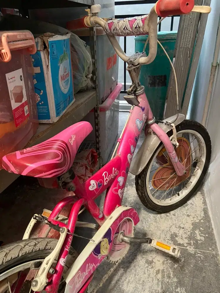 Sepeda anak Barbie edition