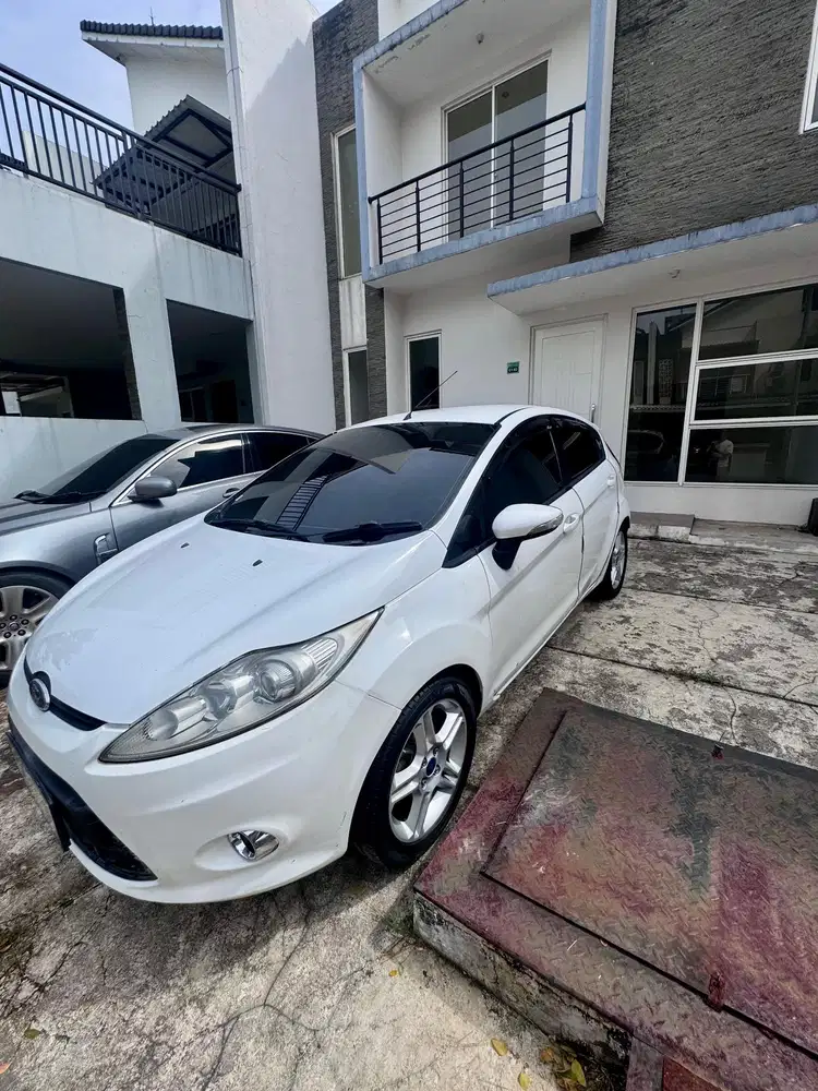 Ford Fiesta 2012 Bensin