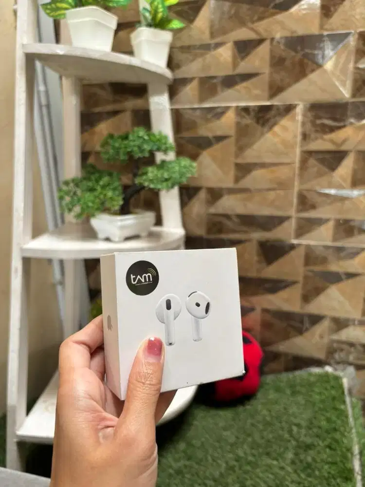 Airpods Gen 4 BNIB iBox