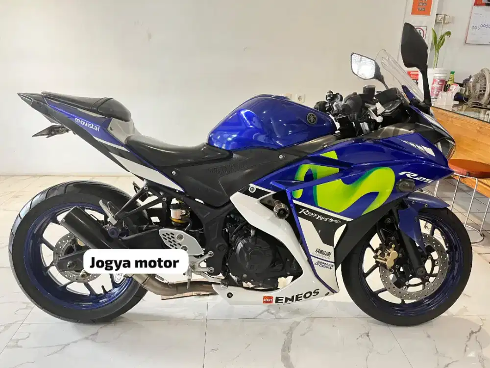 3 YAMAHA R25 MOVISTAR 2016 pajak hidup