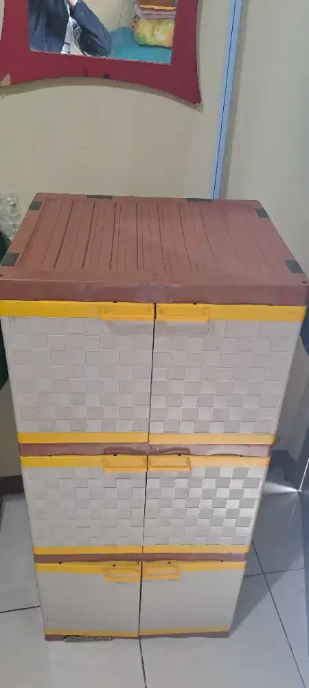 Lemari baju (mini) 3 susun