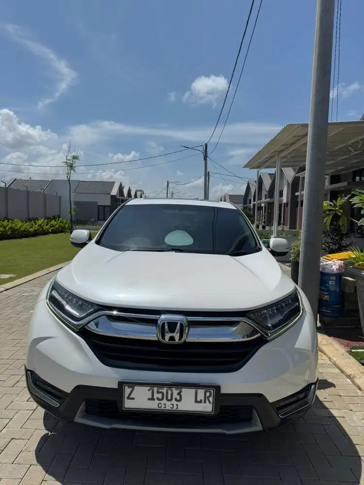 DIJUAL MOBIL CR-V PRESTIGE TURBO PUTIH