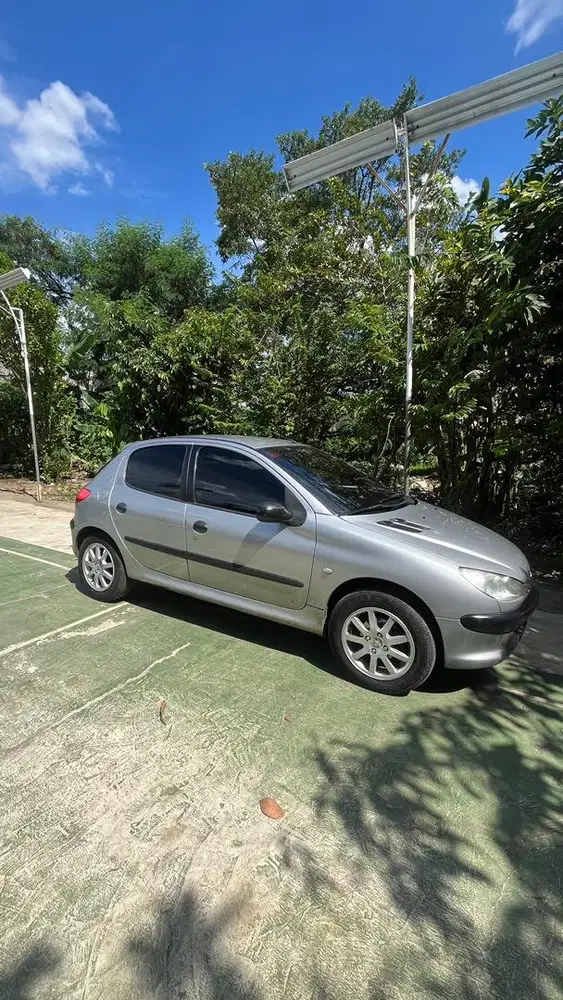 PEUGEOT 206 XR 2001 AUTOMATIC
