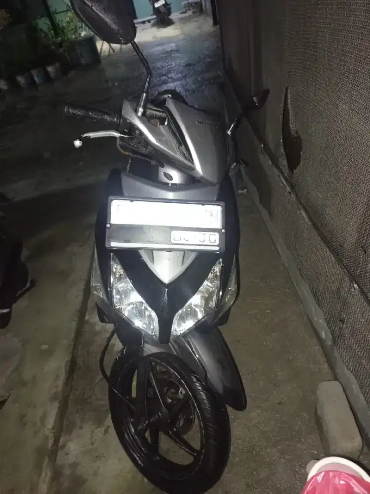 Dimahar Vario 2011, pajak hidup