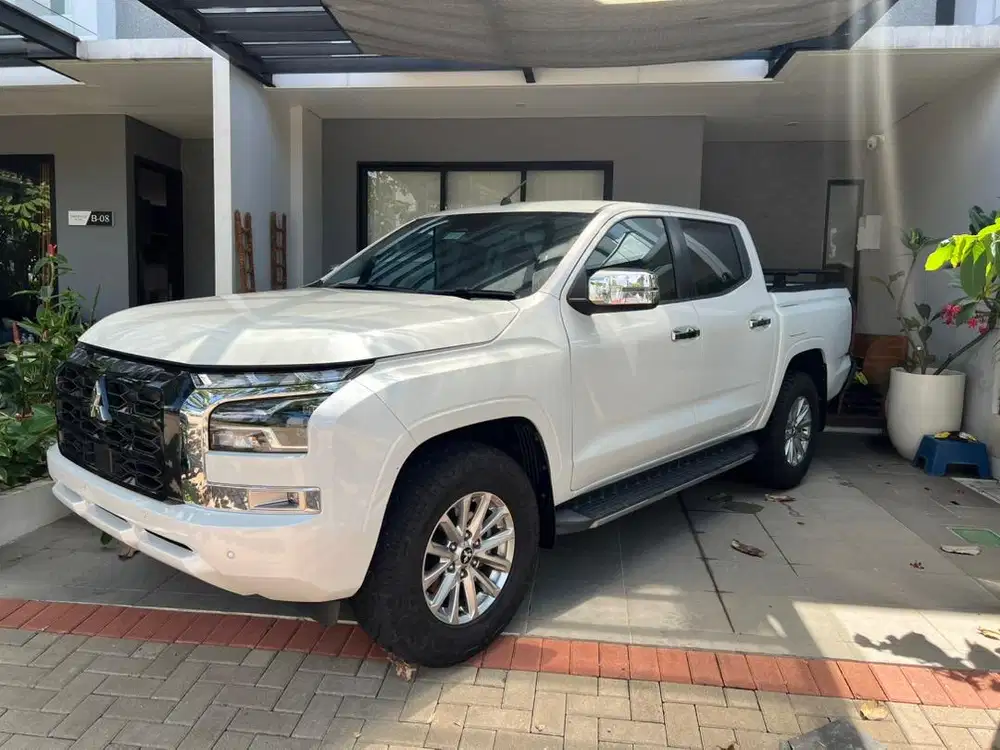 MITSUBISHI TRITON ULTIMATE 4x4 MATIC 2025 DOUBLE CABIN