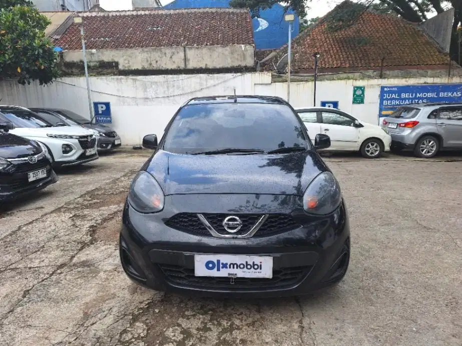 LOW DP Nissan March 1.2 L Bensin-AT 2017 AFT