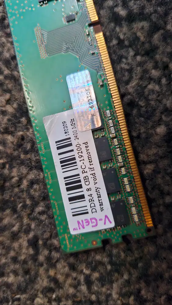 RAM DDR4 8GB V-GEN 2400MHz Mulus & Siap Pakai