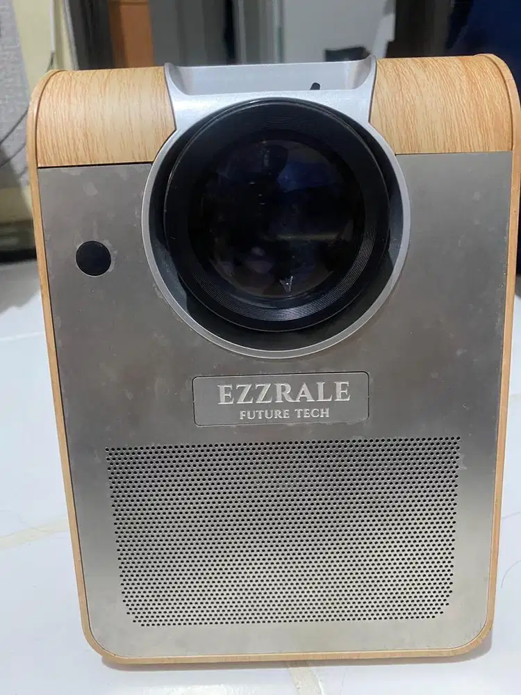 Proyektor Smart LCD EZH5+ (built in android)