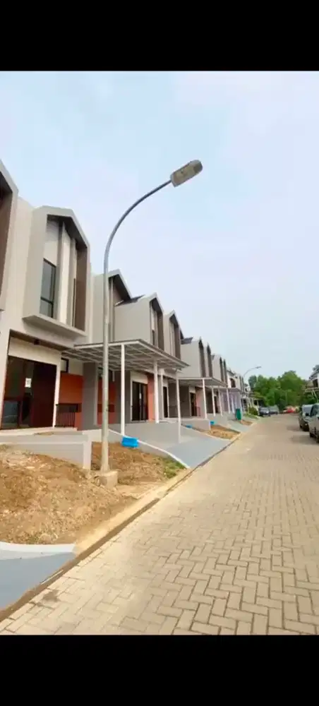 Disewakan Rumah 2 lantai