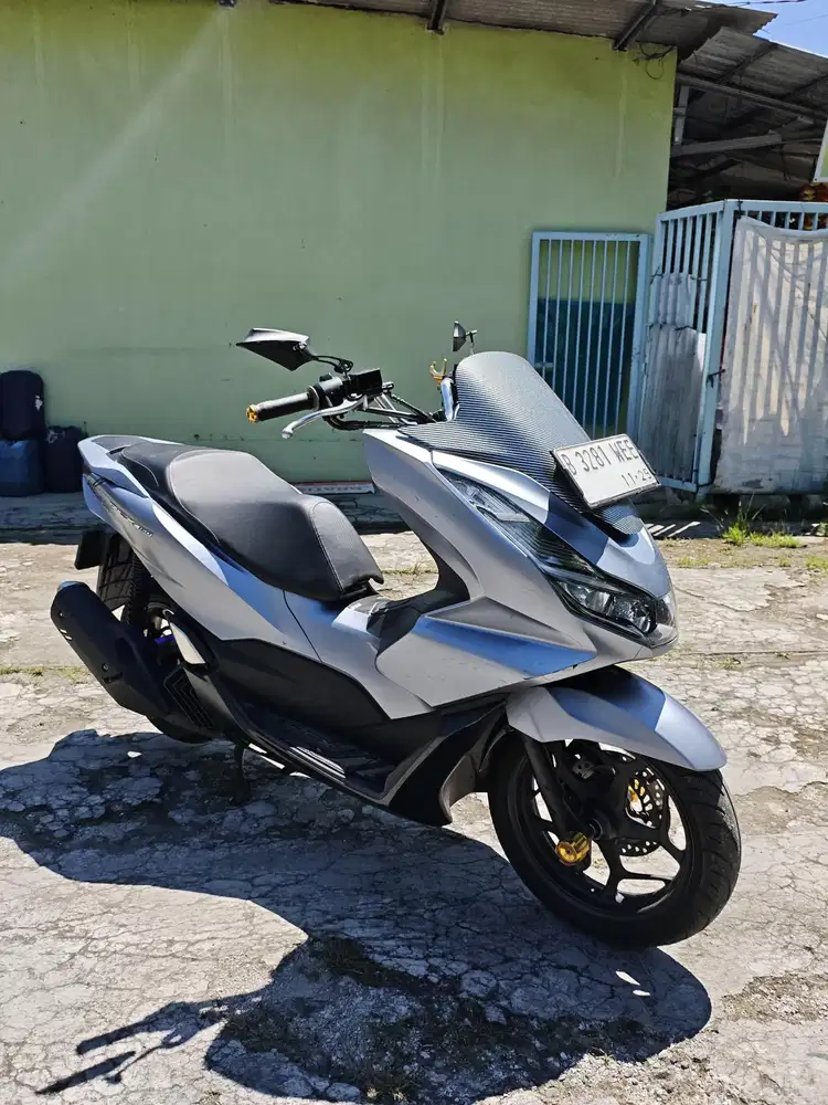 -Honda Pcx 160cc warna Favorit