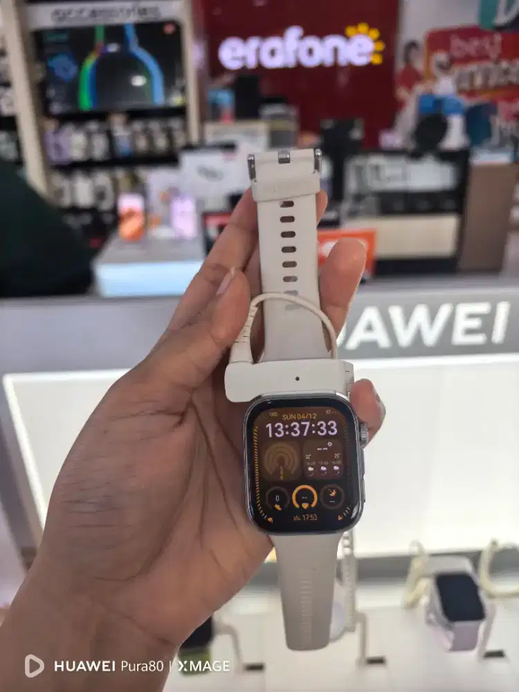 Watch Fit 4 Black/White/Purple ,Cicilan 0% 24 Bulan