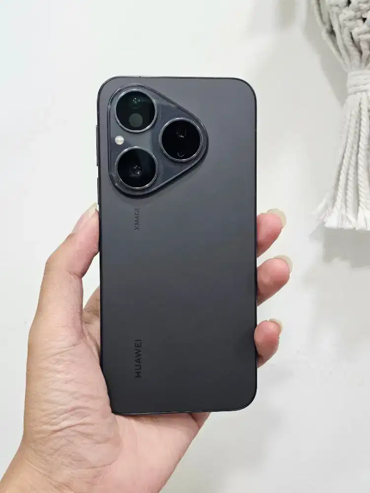 Huawei pura 80 12/256 (batang/unit only )