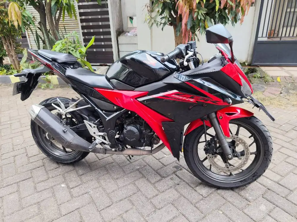 Di jual CBR 2017