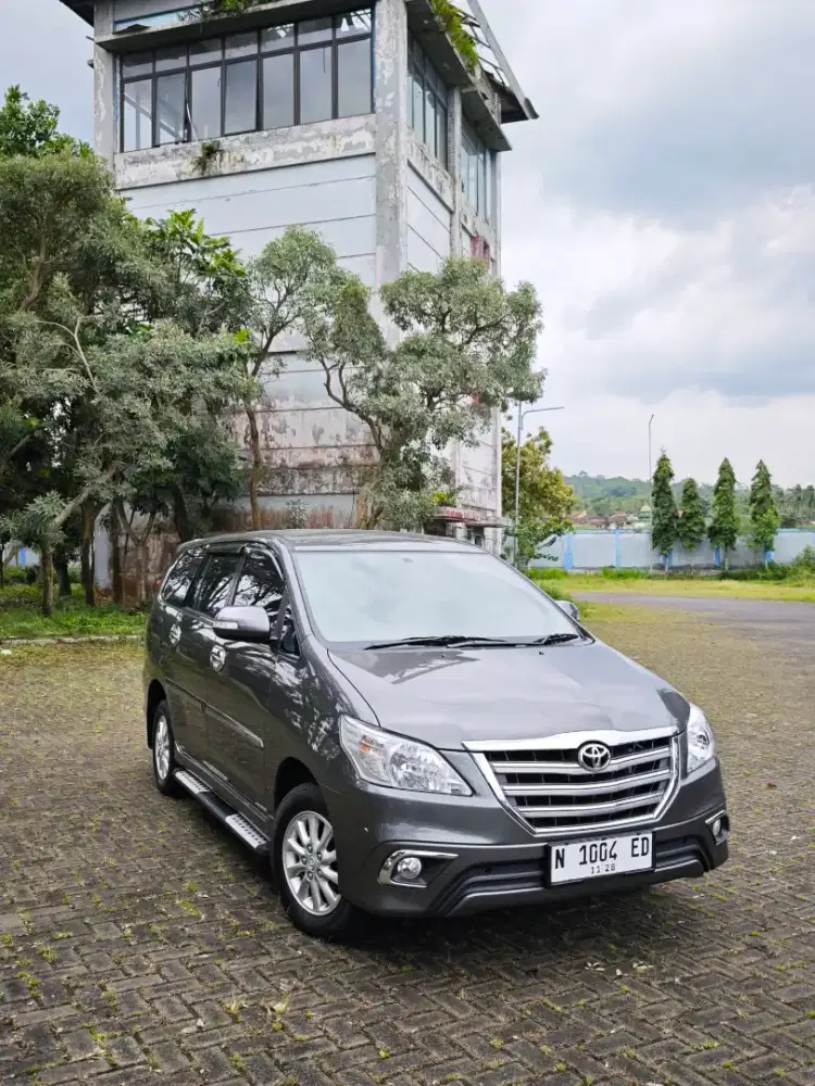 Toyota kijang Innova V bensin manual kilometer 15rb Antik jarang ada