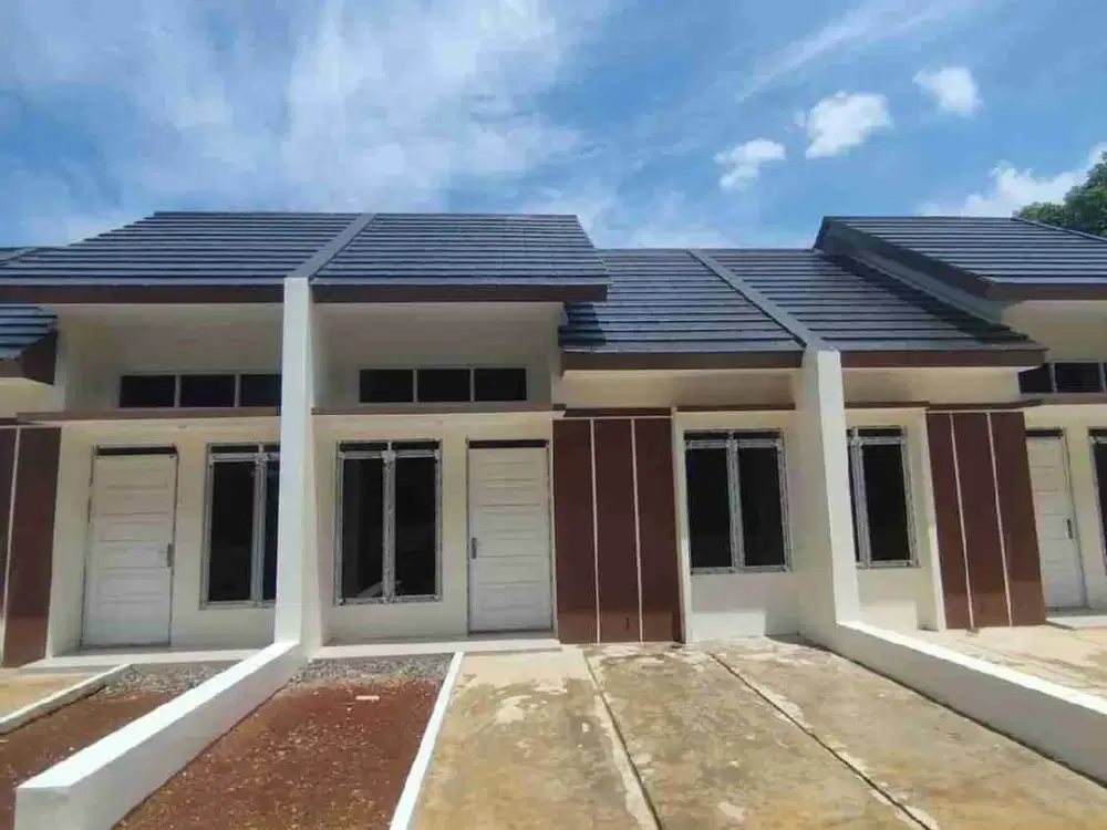 MURAH , rumah 1 lantai, tanah luas, di Jatiasih