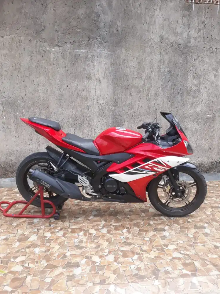 Yamaha R15 V2 2015.hrg pass.srt lengkap.pjak off 1x.plat G 2025