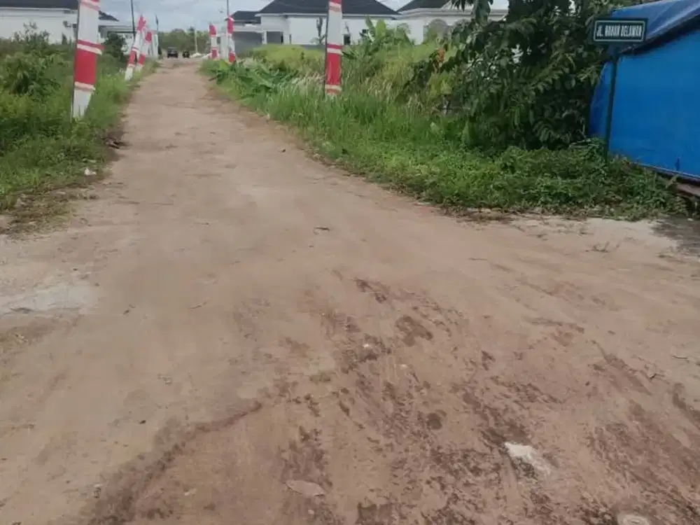 Jl. Nahan Belawan Seberang Kantor Nasdem Adonis Samad Uk. 40x50 SPPT (Ahmad Dody)