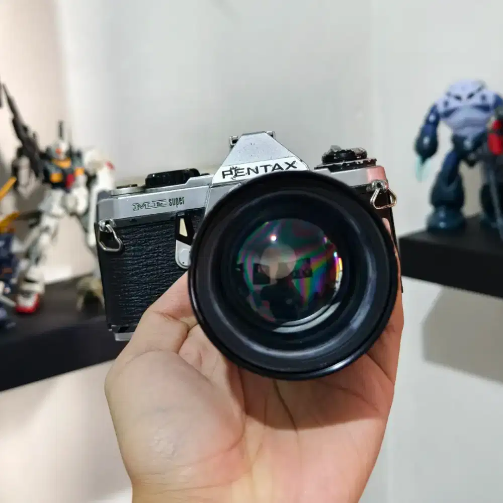 Kamera Analog Pentax Me Super Plus lensa
