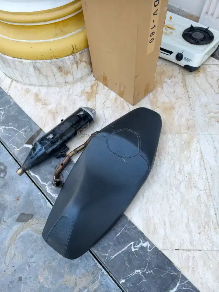 Jok Original Honda ADV 160 dan Knalpot SKR exhaust PNP ADV 160