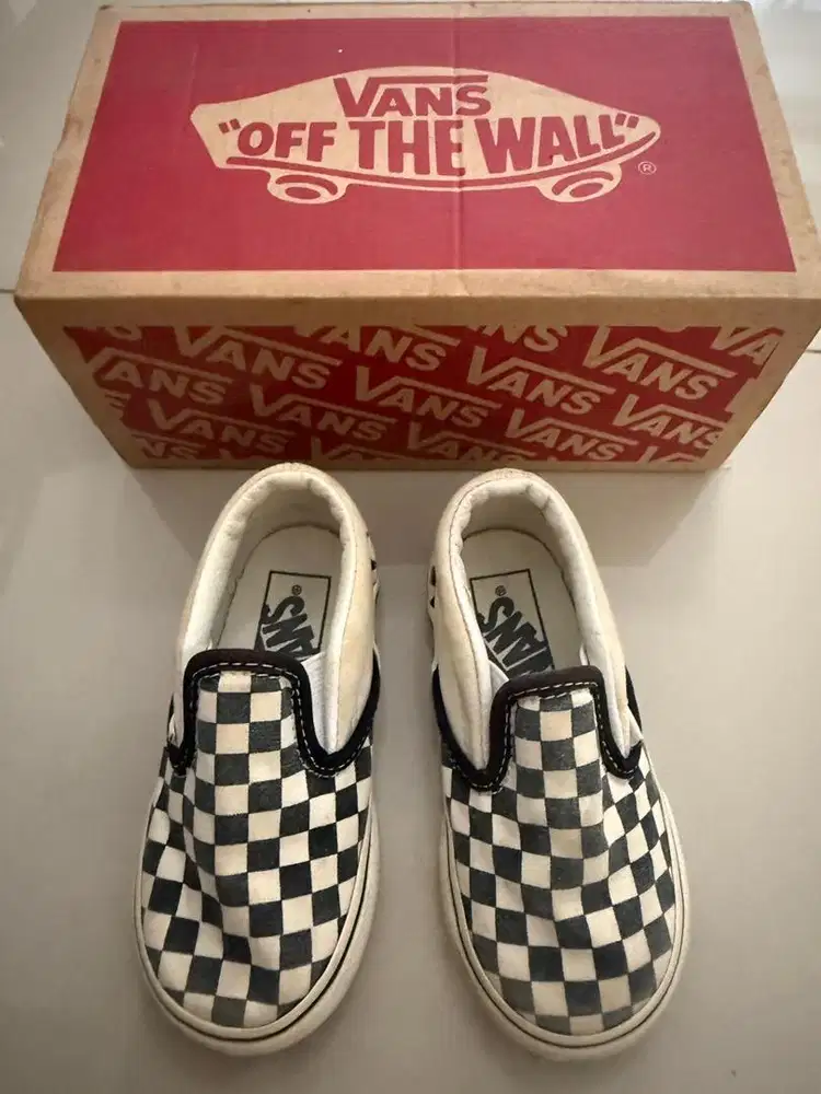 Sepatu Vans anak