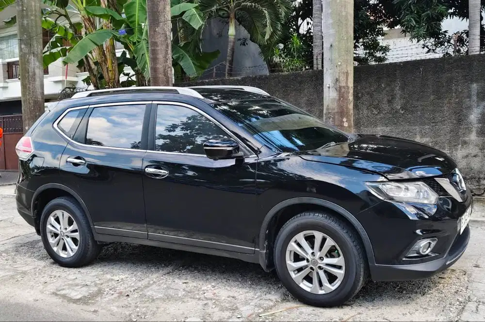 Nissan xtrail T32 2.0 automatic tahun 2014 akhir