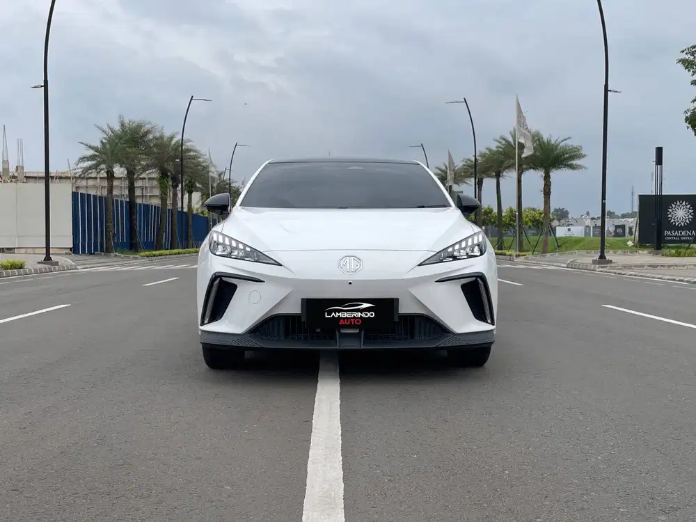 MG 4 EV MAGNIFY i-SMART 2024