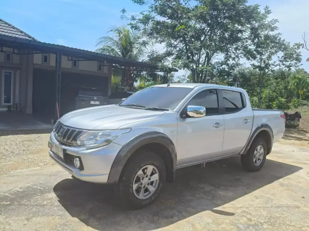 Mitsubishi Triton GLS double cabin 4×4 tahun 2019