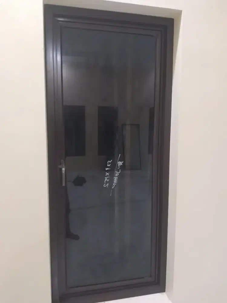 Jendela aluminium T150cm L60cm harga plus pemasangan 1,1 jt / pcs