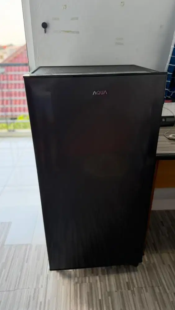 Kulkas Aqua 1 pintu
