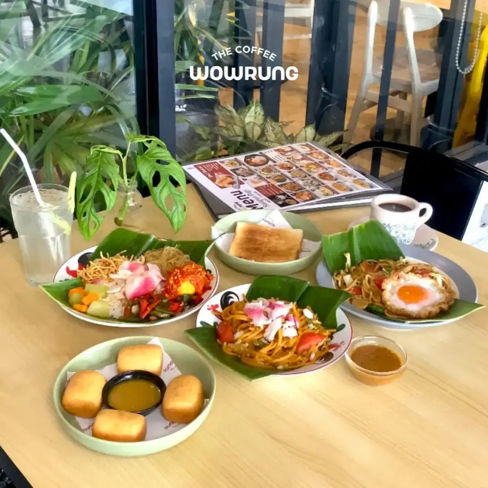 Waitress. Steward cafe