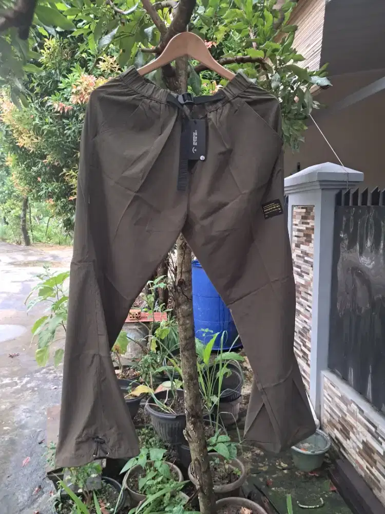 TRACKPANTS CELANA PANJANG