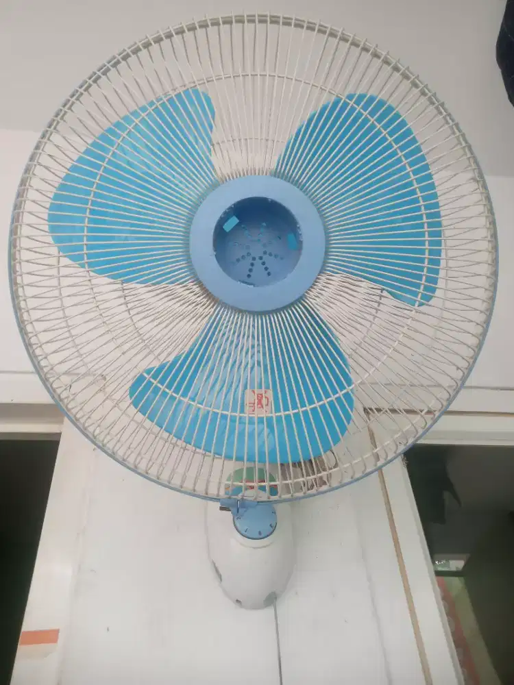 Kipas angin dinding 16 inch maspion normal siap pakai nego tipis