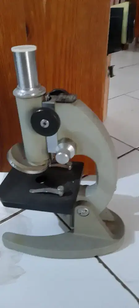 Mikroskop Xsp 12 , manual , bisa untuklaboratorium