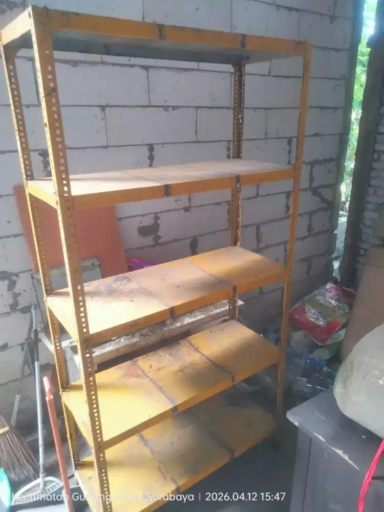 Rak besi kokoh 4 saf