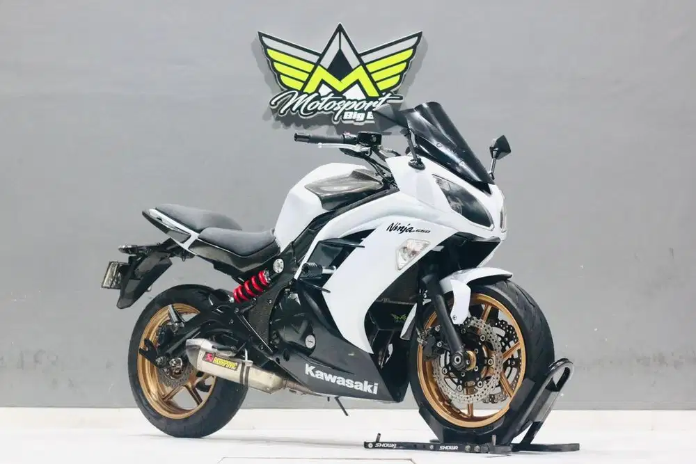 Kawasaki er6F 650 mulus mesin sehat unit siap turing jauh