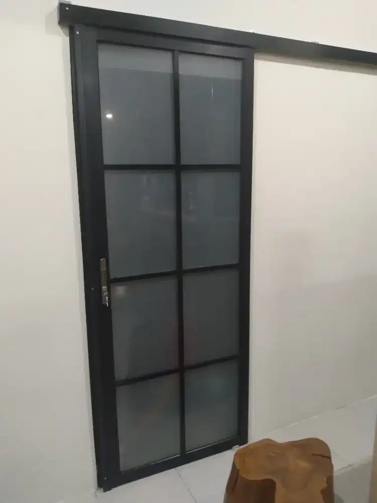 Pintu sliding aluminium ornamen T210cm L90cm hrg plus pasang 2,45 jt