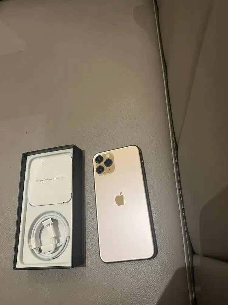 iphone 11 pro 256gb siapa mau baru 4G