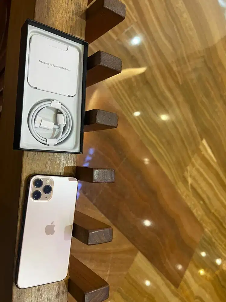 iphone 11 pro 256gb mau aja baru