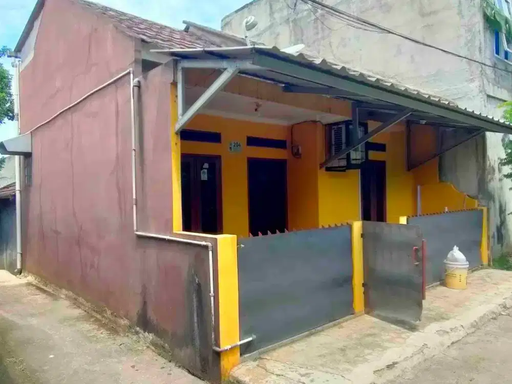 Rumah Bersih Rapih Siap Huni di Jl. Saban Cilodong