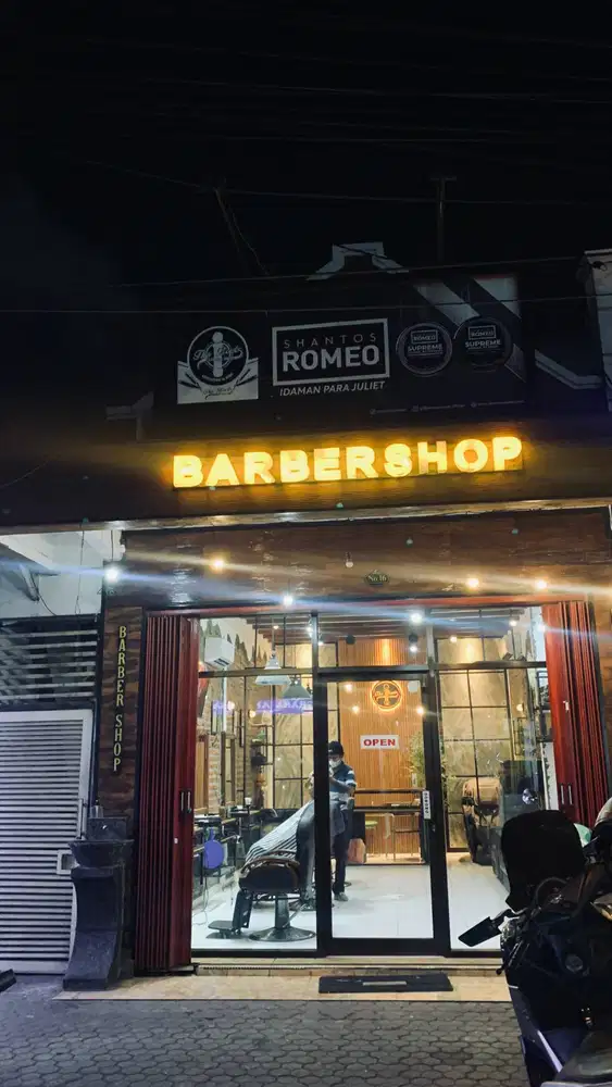 DICARI KAPSTER / BARBERMAN