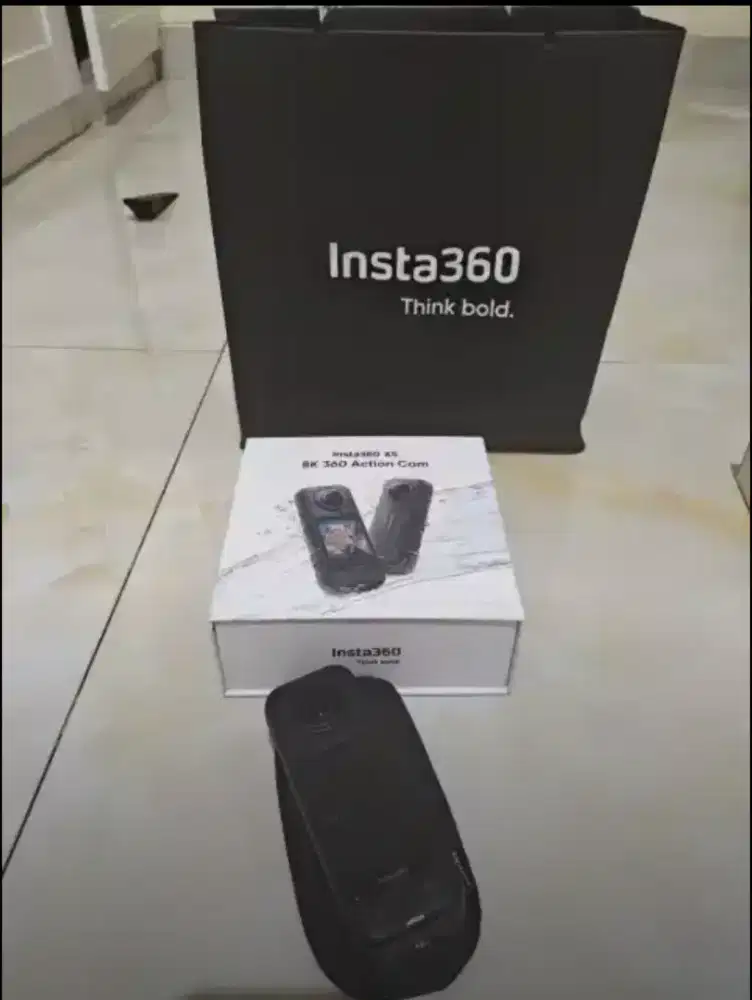 Kamera Insta360 X5 Full Set