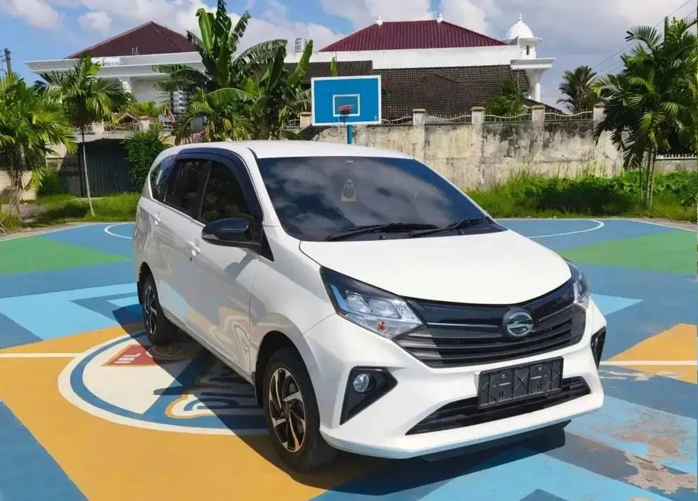 Sigra R M/T 2023 Putih (Cash)