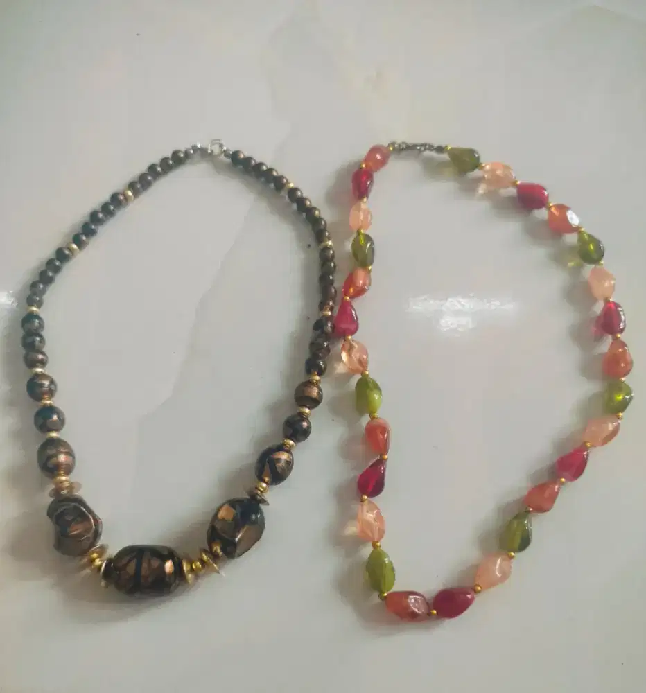 Dijual cepat aksesoris berbentuk kalung